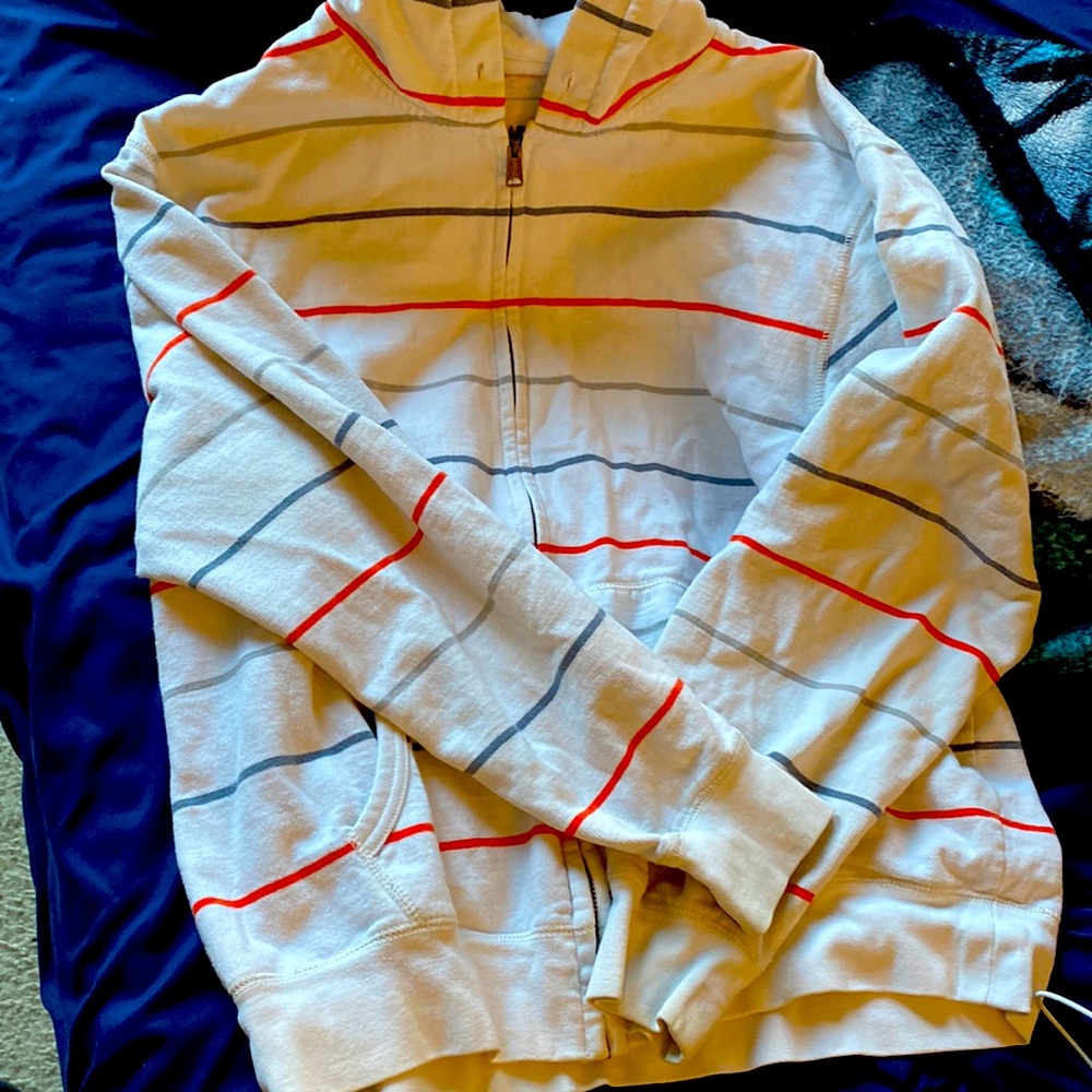 An Xtra Large Old navy zip up hoodie